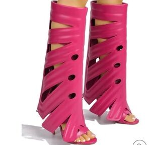 NEW CAPE ROBBIN LEAF BOOTS PINK 11